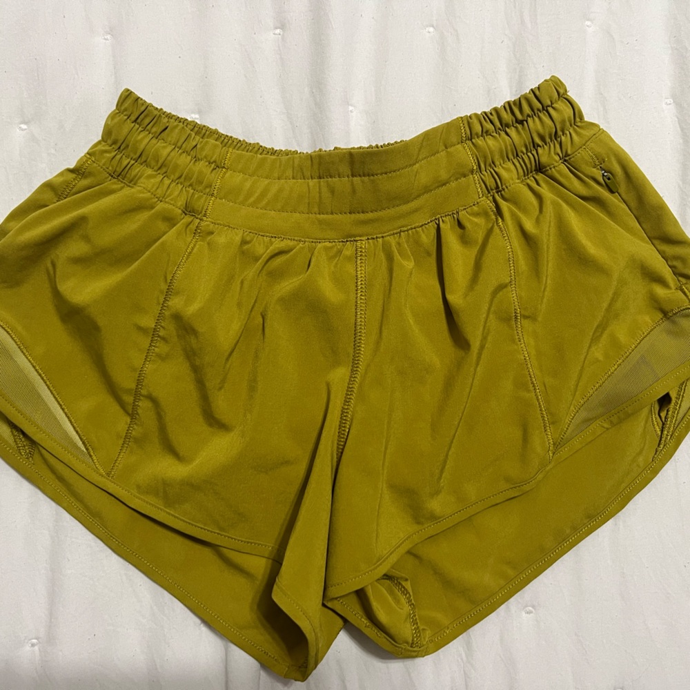 Hot totty lululemon shorts